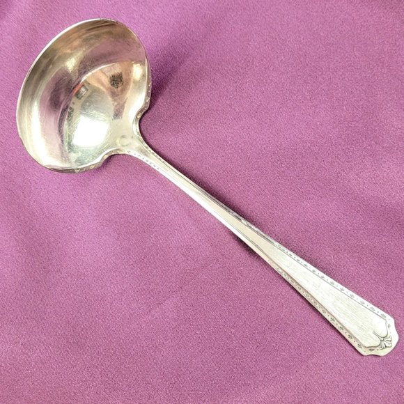 Oneida Community 1923 Algonquin Baronet Ladle 7" - Picture 4 of 4